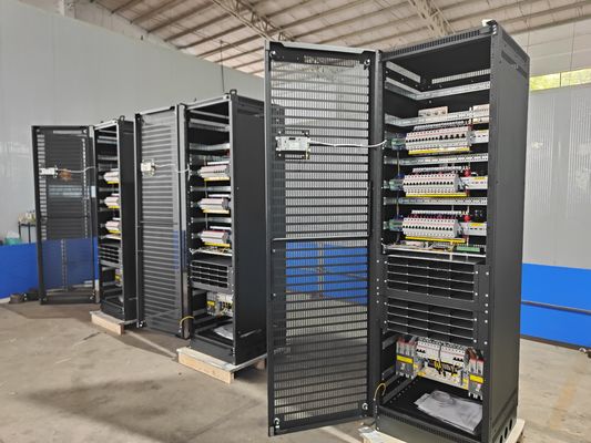 -48Vdc 1000A Großes Telekommunikationssystem Großes Kraftwerk 240Vac 2L+N+PE mit Flatpack2 48/3000 SHE 241119.106