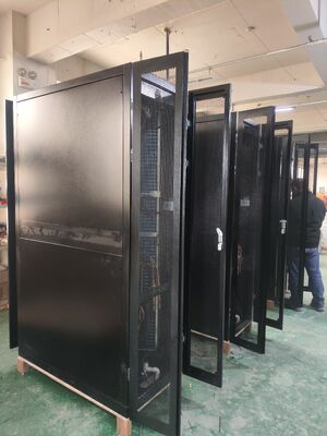 L50 Präzisionsklimaanlage für Rechenzentren mit Reihenkühlung für Serverräume