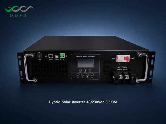 Hochleistungs-5,5-kW-Off-Grid-Hybrid-Wechselrichter mit 500 VDC PV-Eingang und 48-V-Batterie für den industriellen Einsatz in rauen Umgebungen